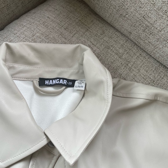 Beige leather jacket - Picture 4 of 4